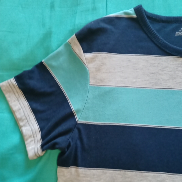 Large HEAVY cotton Old Navy t-shirt - Picture 7 of 12